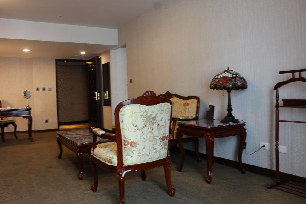 Royal Seasons Hotel Taichung‧Zhongkang Eksteriør billede